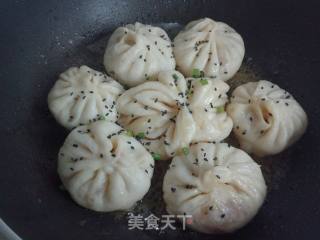 Fried Lard and Radish Buns recipe