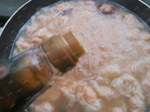 Shrimp Wanton Bee Hoon Soup recipe