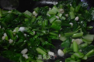 Stir-fried Cabbage with White Jade Mushroom recipe