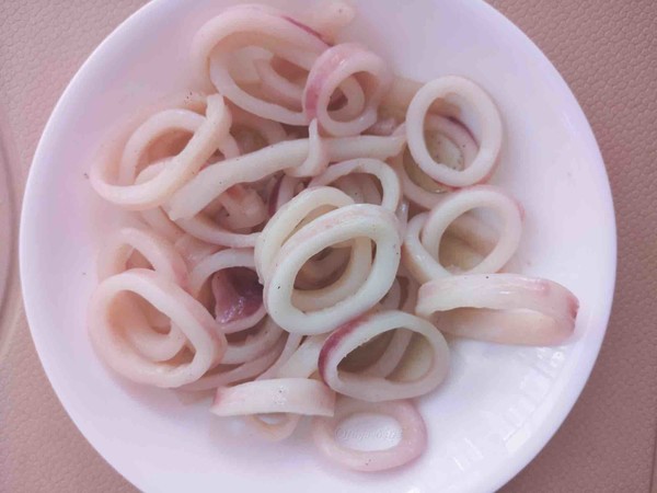 Grilled Squid Rings with Chives recipe