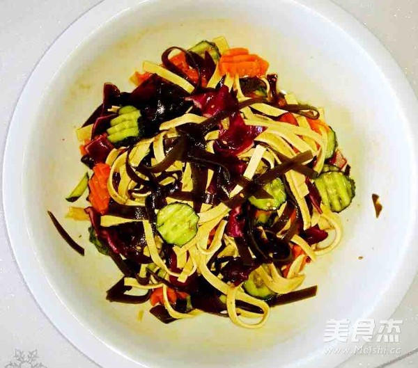 Cold Seaweed Shredded Tofu Skin Vegetables recipe