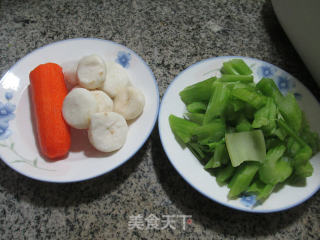 Stir-fried Celery with Carrots and Water Chestnuts recipe