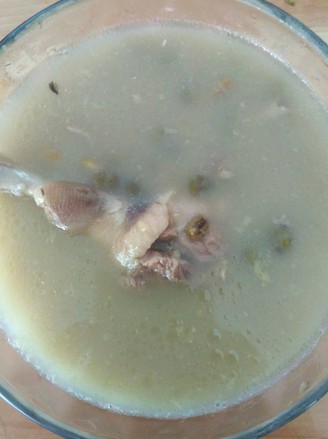 Duck Soup with Smilax and Mung Beans recipe