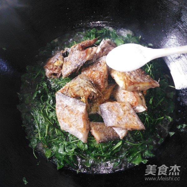 Hairtail with Fish recipe