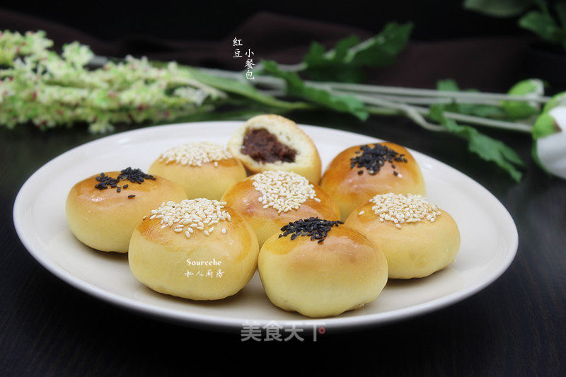 Red Bean Meal Buns recipe