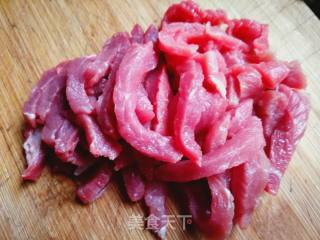 Stir-fried Beef Tenderloin with Celery recipe