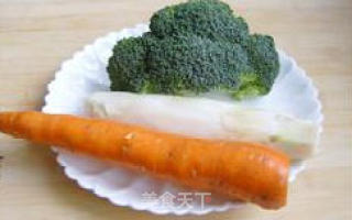 Post-holiday Gastrointestinal Preparation-fried Fungus with Winter Lettuce recipe