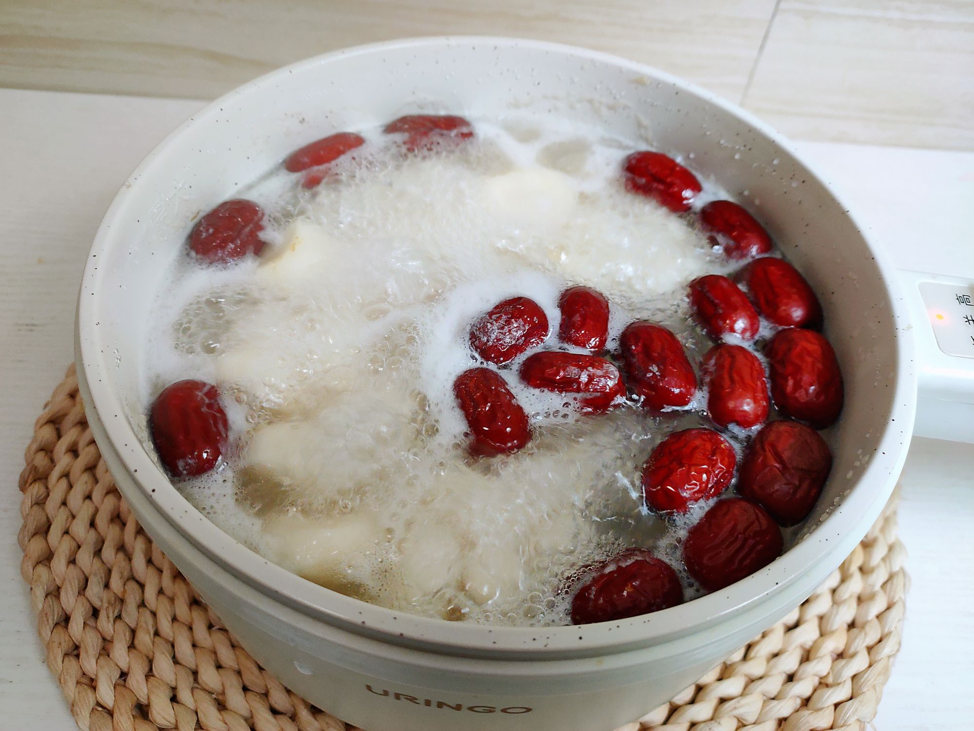 Red Dates and Horseshoe Soup recipe