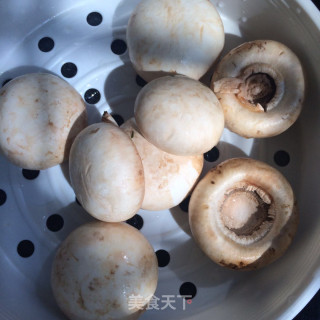 Stir-fried Mushrooms with Leek recipe