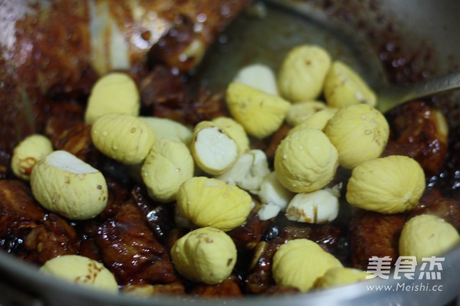 Braised Pork Ribs with Chestnuts recipe