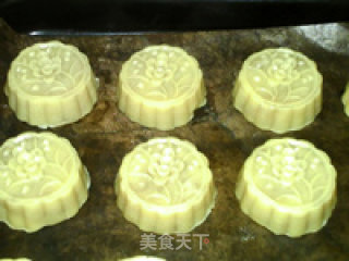 Cantonese White Lotus Mooncake recipe