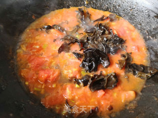 Marinated Noodles with Tomatoes recipe