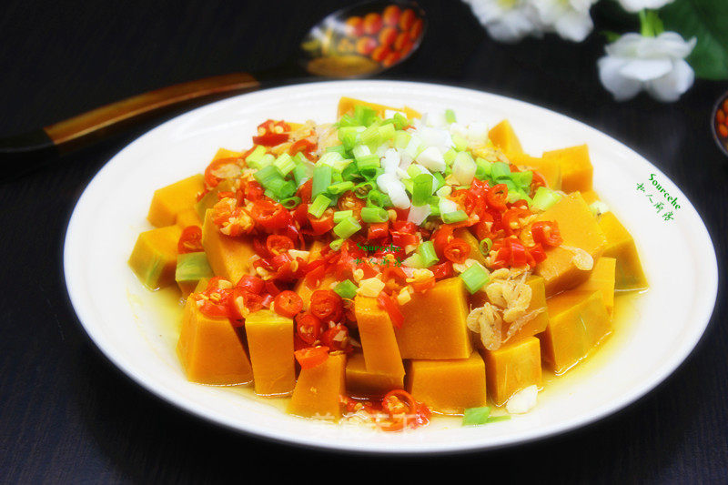 Steamed Pumpkin with Dried Shrimp and Chopped Pepper recipe
