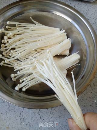 Roasted Bacon and Enoki Mushroom Roll recipe