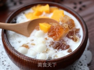 Beauty Dessert-peach Gum Milk Round Soup recipe