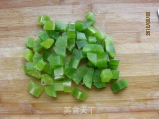 Soy Bean Sprouts Mixed with Diced Lettuce recipe