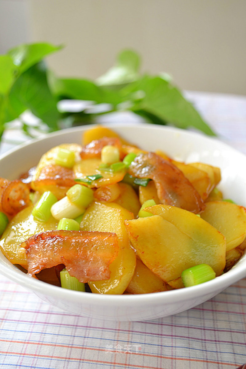 Stir-fried Baby Potatoes with Bacon recipe
