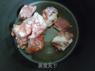 Health Comes from Eating---barley Braised Pork Ribs recipe