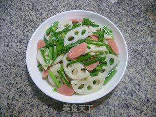 Stir-fried Lotus Root with Ham and Leek Flower recipe
