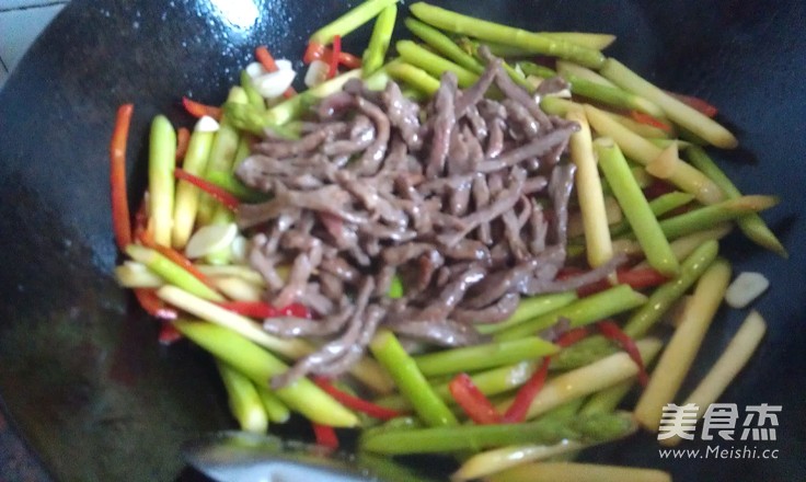 Asparagus Shredded Beef recipe