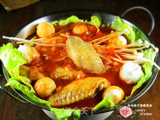 Chicken Wings Hot Pot with Tomato Soup recipe