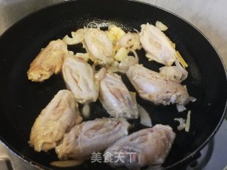 Fried Chicken Wings with Fermented Bean Curd recipe