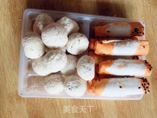 Fried Pumpkin Bean Paste Rolls recipe