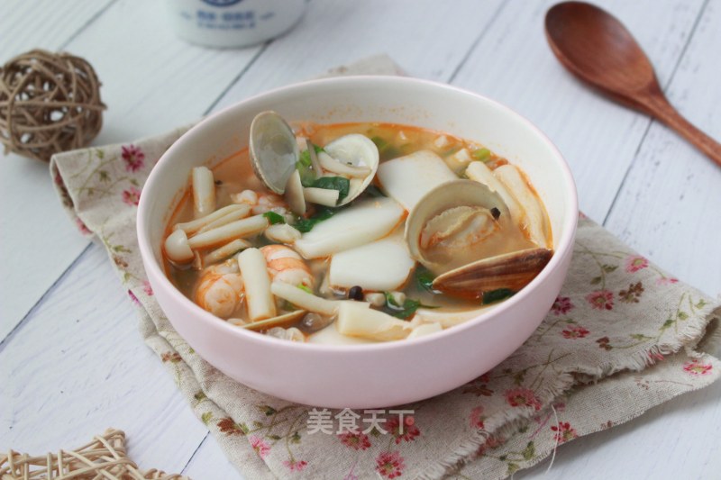 Seafood Mushroom Rice Cake Soup recipe
