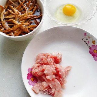 Daylily Pork Soup recipe