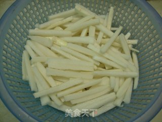 [homemade Salty and Spicy Crispy Radish] recipe