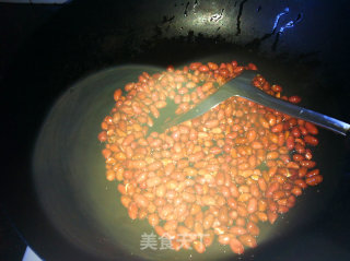 Coriander Mixed with Peanuts recipe