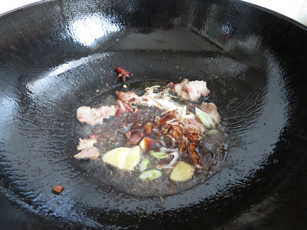 Pork and Cabbage Stewed Vermicelli recipe