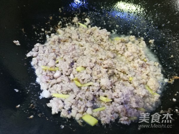 Stir-fried Minced Pork with Shiitake Mushrooms recipe