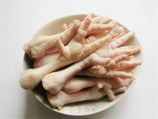 Pickled Pepper Chicken Feet recipe