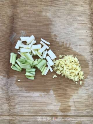 Stir-fried Sanding recipe