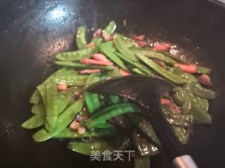 Fried Bacon with Snow Peas recipe