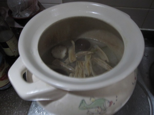 Mushroom Ribs and Winter Melon Soup with Skin recipe