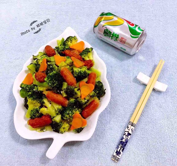 Stir-fried Baby Intestines with Garlic Broccoli recipe