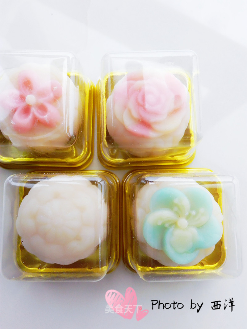 Blueberry Yogurt Mousse Snowy Mooncakes recipe