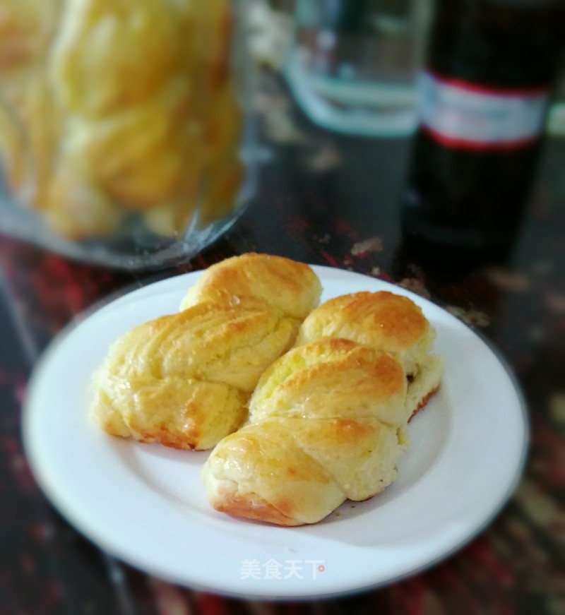Condensed Milk Twisted Bread recipe