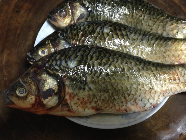 Milky White Crucian Fish Soup recipe