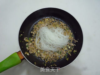 Shrimp and Vermicelli in Clay Pot recipe