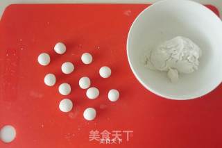 Sweet Tangerine Soup with Red Bean Balls recipe