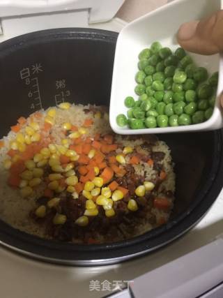 Braised Rice with Sausage and Mixed Vegetables recipe