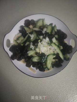 Tossed Cucumber, Fungus, Bean Curd recipe