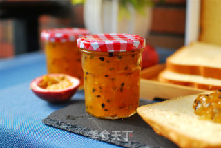 Prepare A Bottle, Nourishing Autumn---passion Fruit and Snow Pear Jam recipe