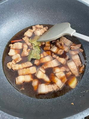 Roast Pork with Bamboo Shoots! Sweet But Not Greasy and Crisp But Not Rotten! recipe