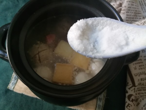 #中卓牛骨汤面# Meatball Crock Noodle Soup recipe