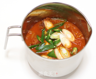 Korean Tuna Kimchi Soup-lazy Collection recipe