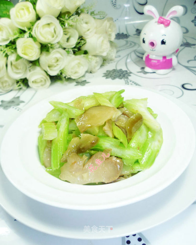 Stir-fried Celery with Mustard recipe